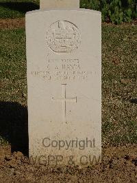 Salonika (Lembet Road) Military Cemetery - Hands, G A